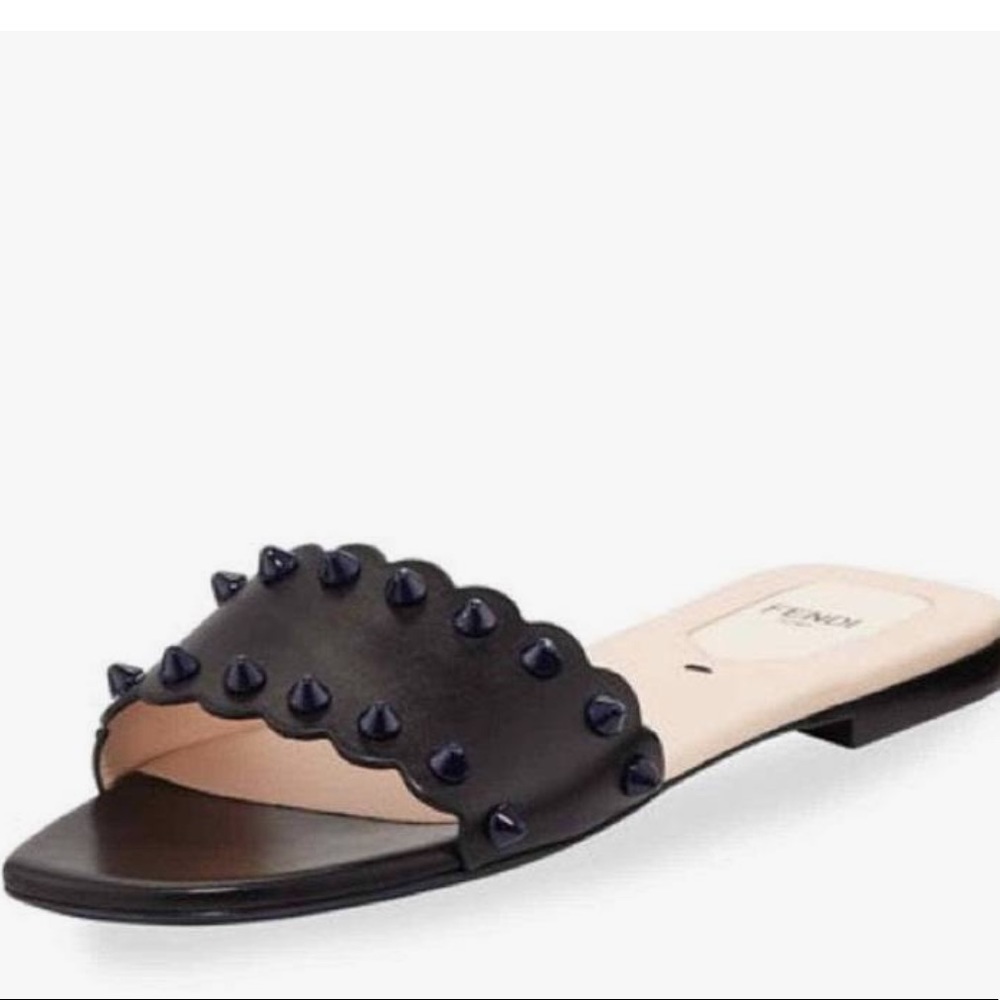 FENDI BLACK SLIDES SIZE 7